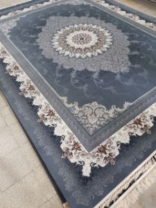تصویر  فرش 700 شانه طرح دلاریس 6 متری